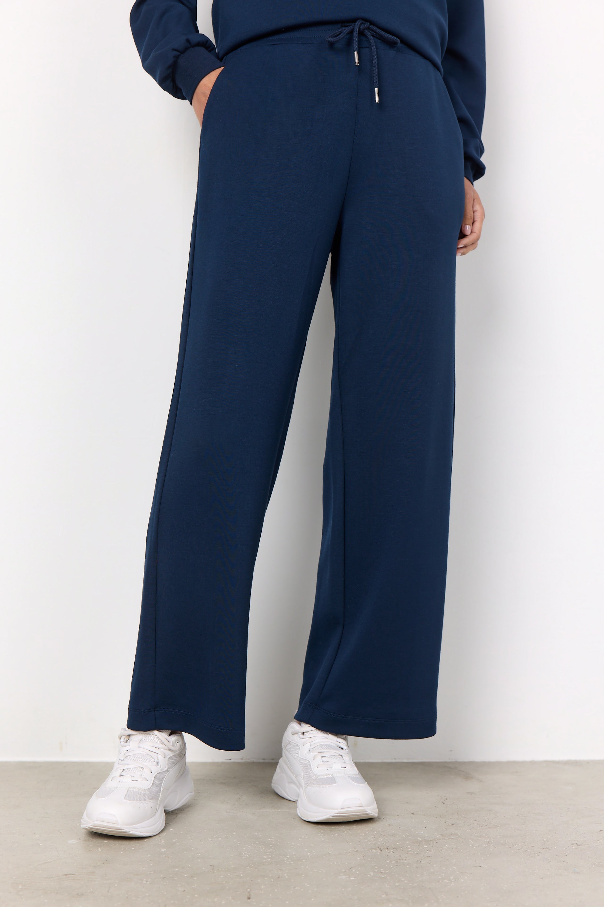 Banu Relaxed Jogger Trousers - Navy Blue