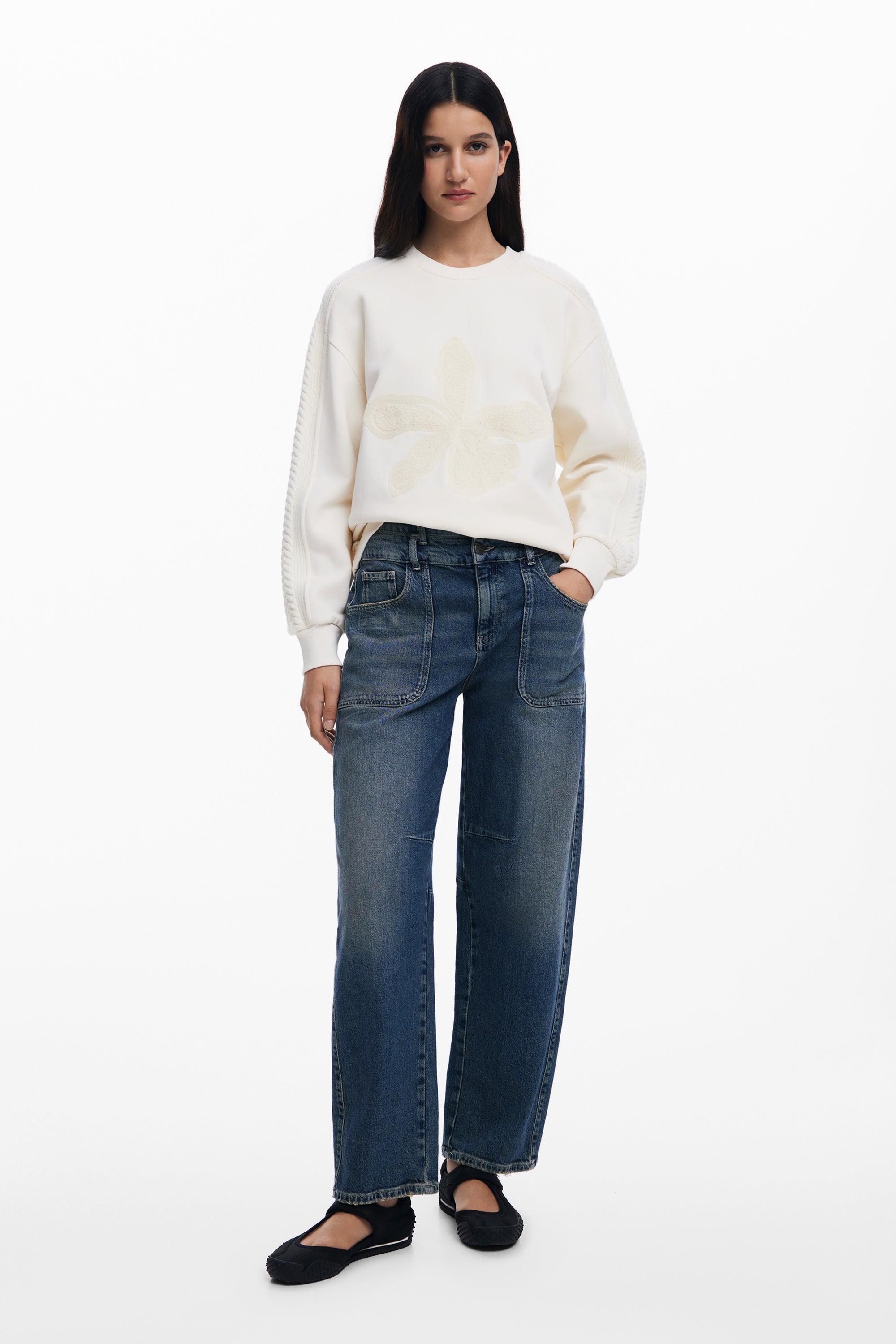 Crew Neck Jumper - Cream