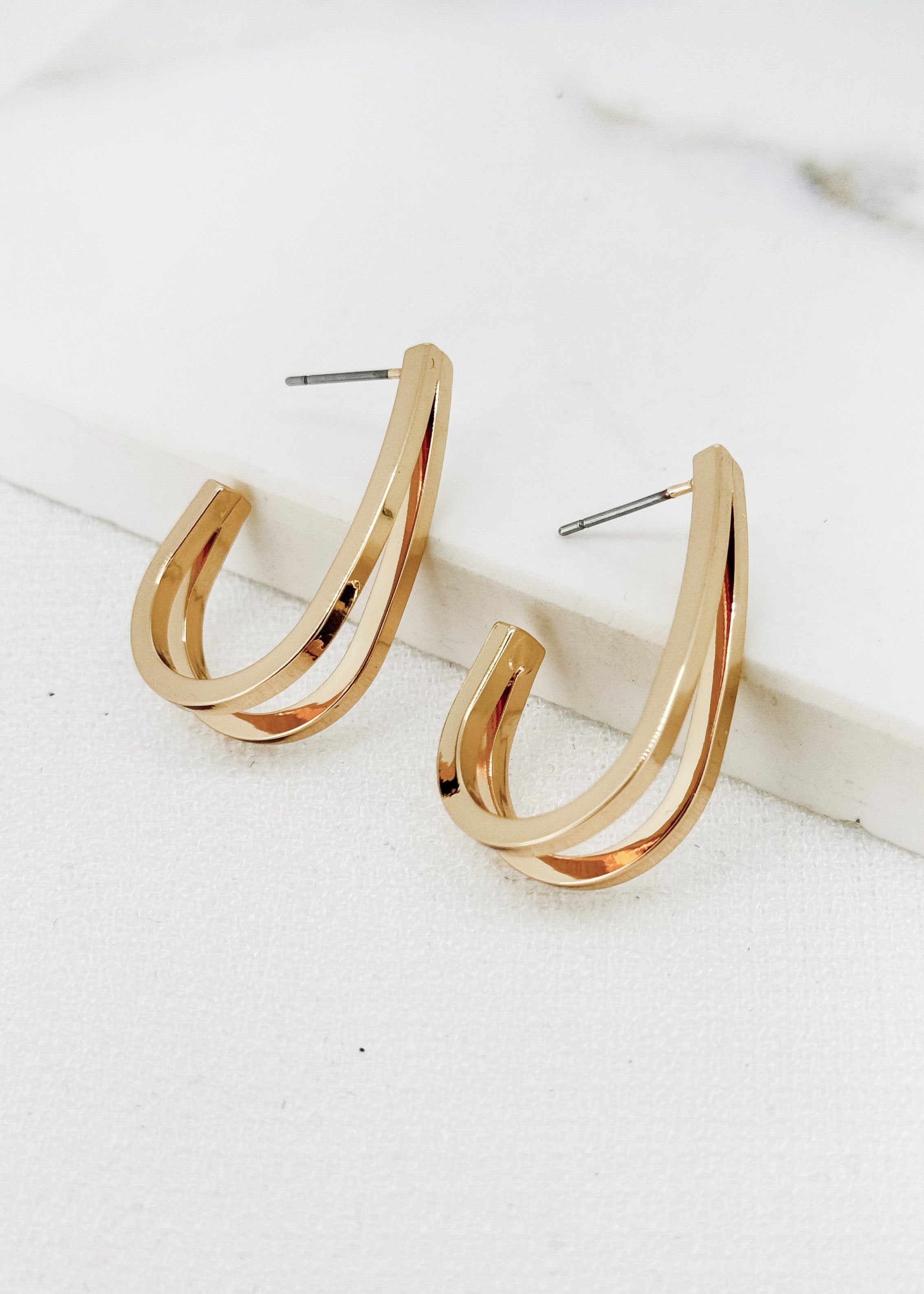 Oval Hoop Earrings - Gold