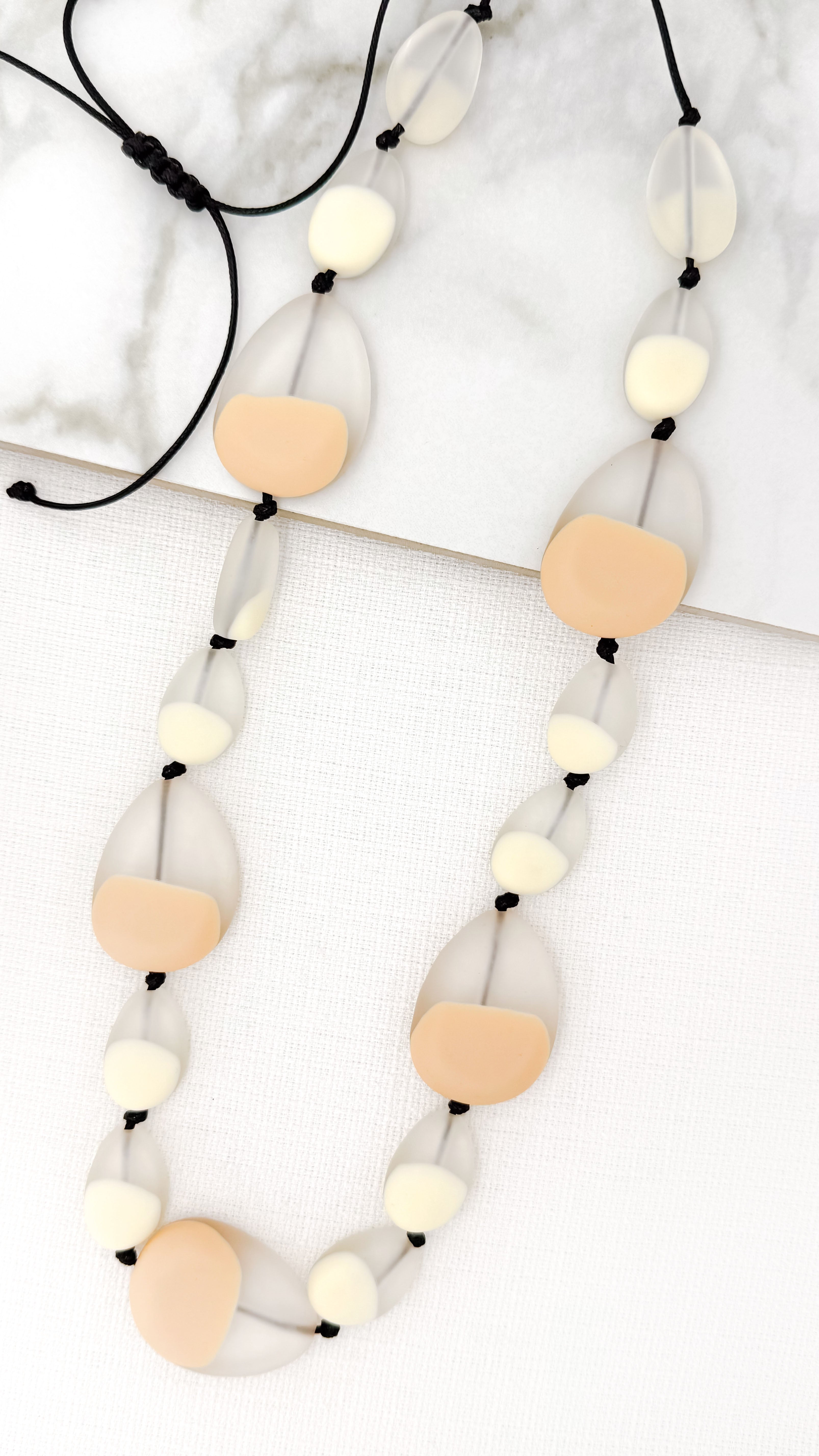 Long Necklace - Pink