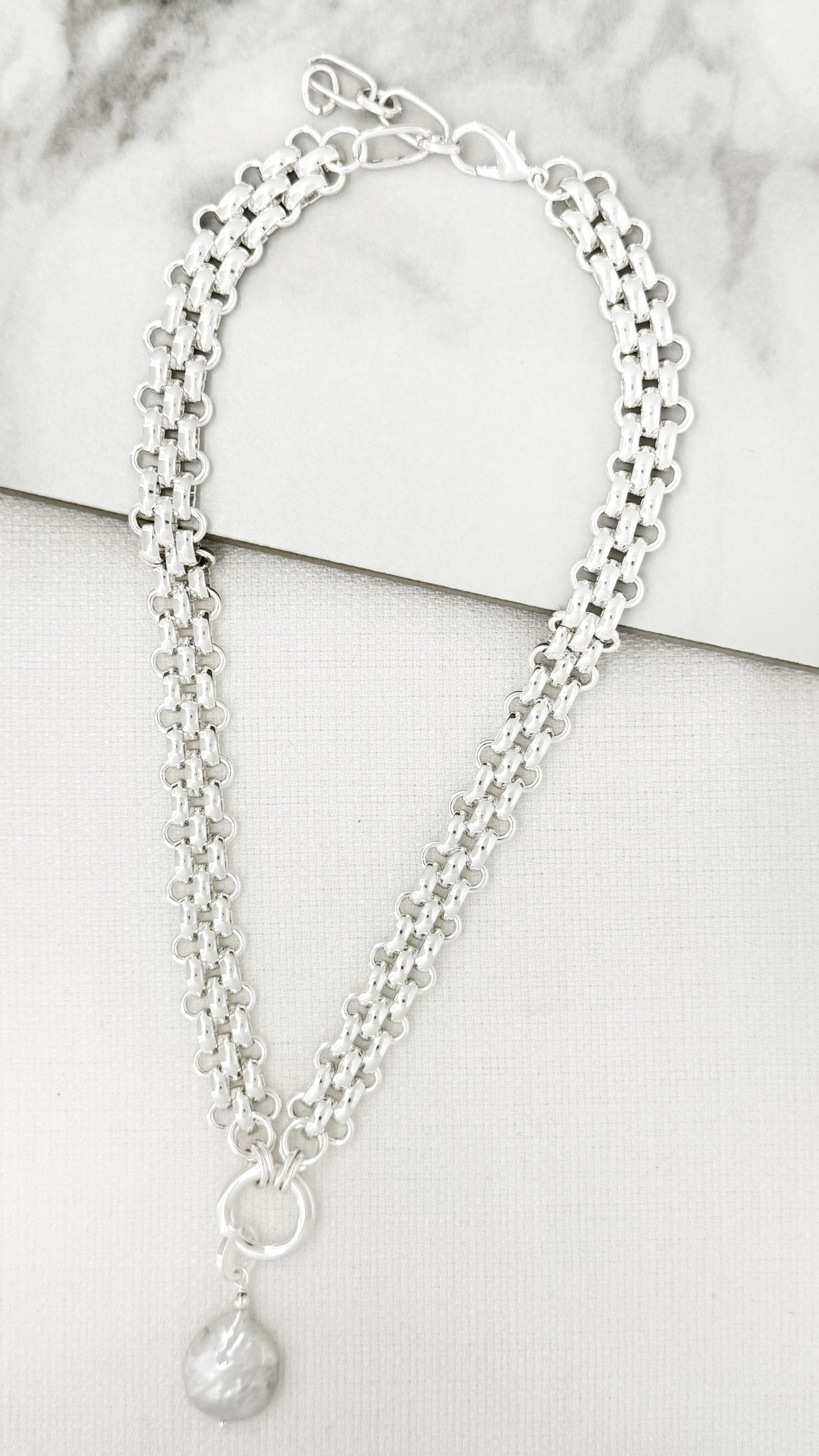 Short Chunky Pearl Necklace - Silver