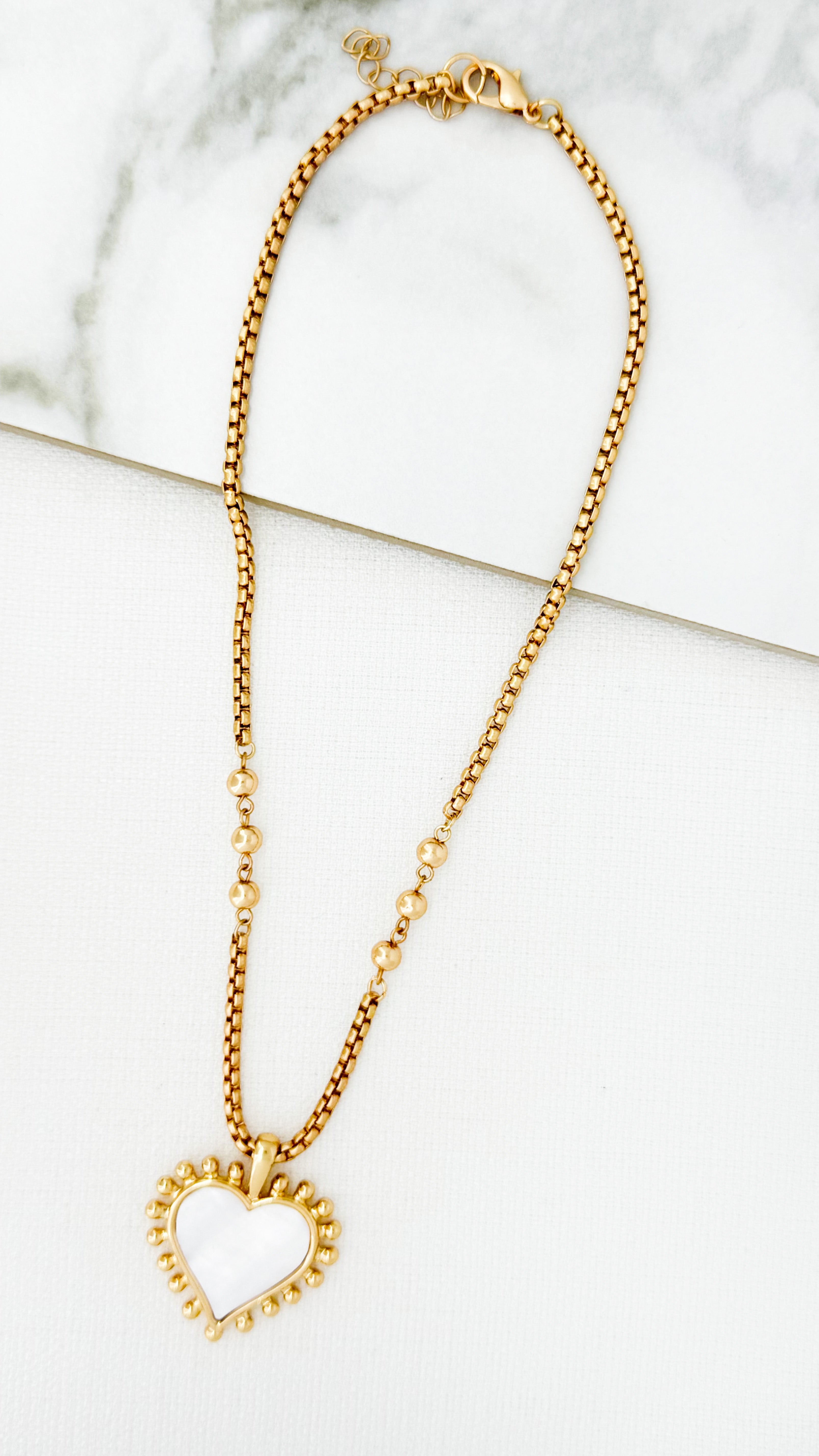 Short White Heart Necklace - Gold