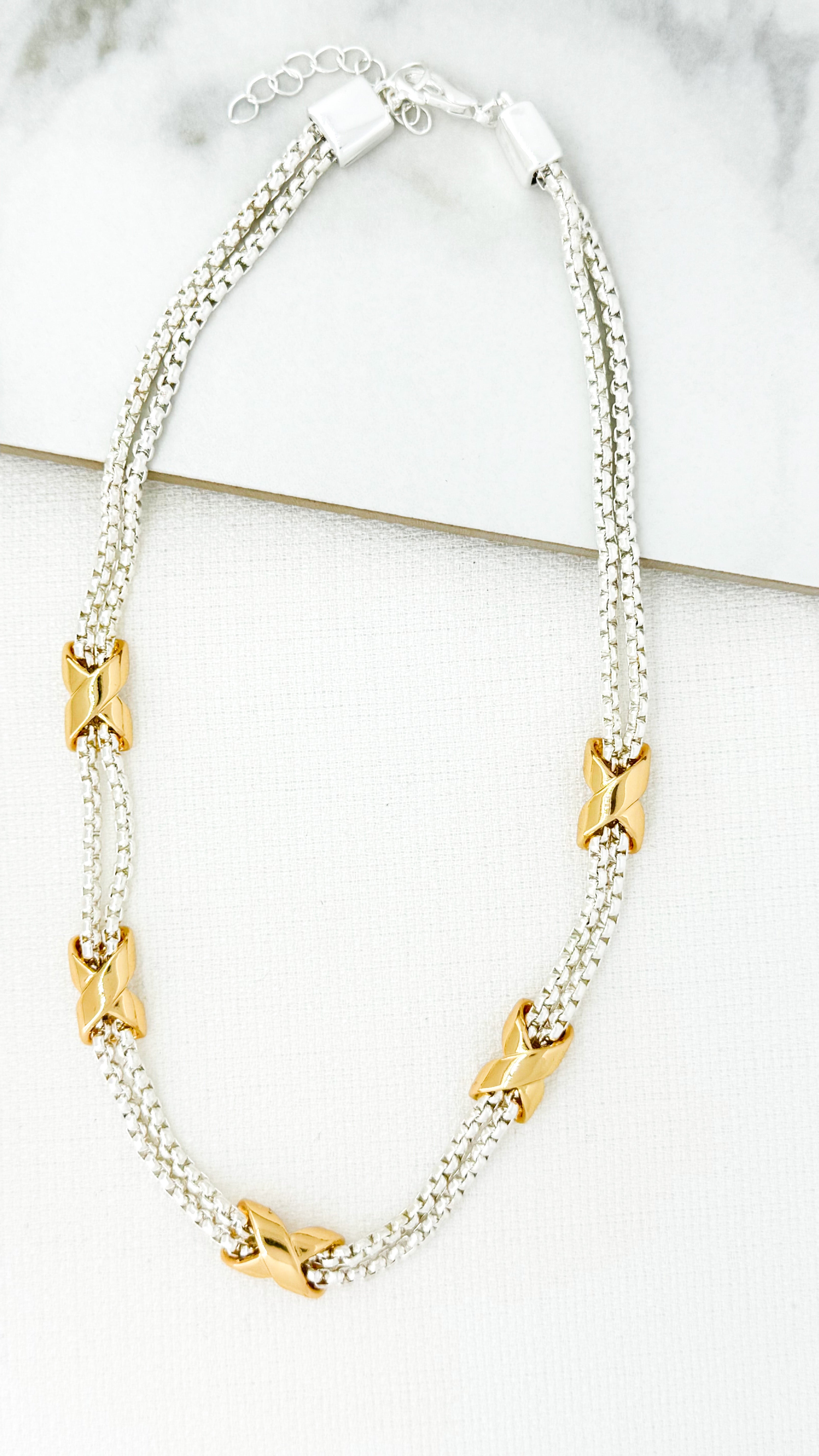Short Chain Necklace - Silver/Gold