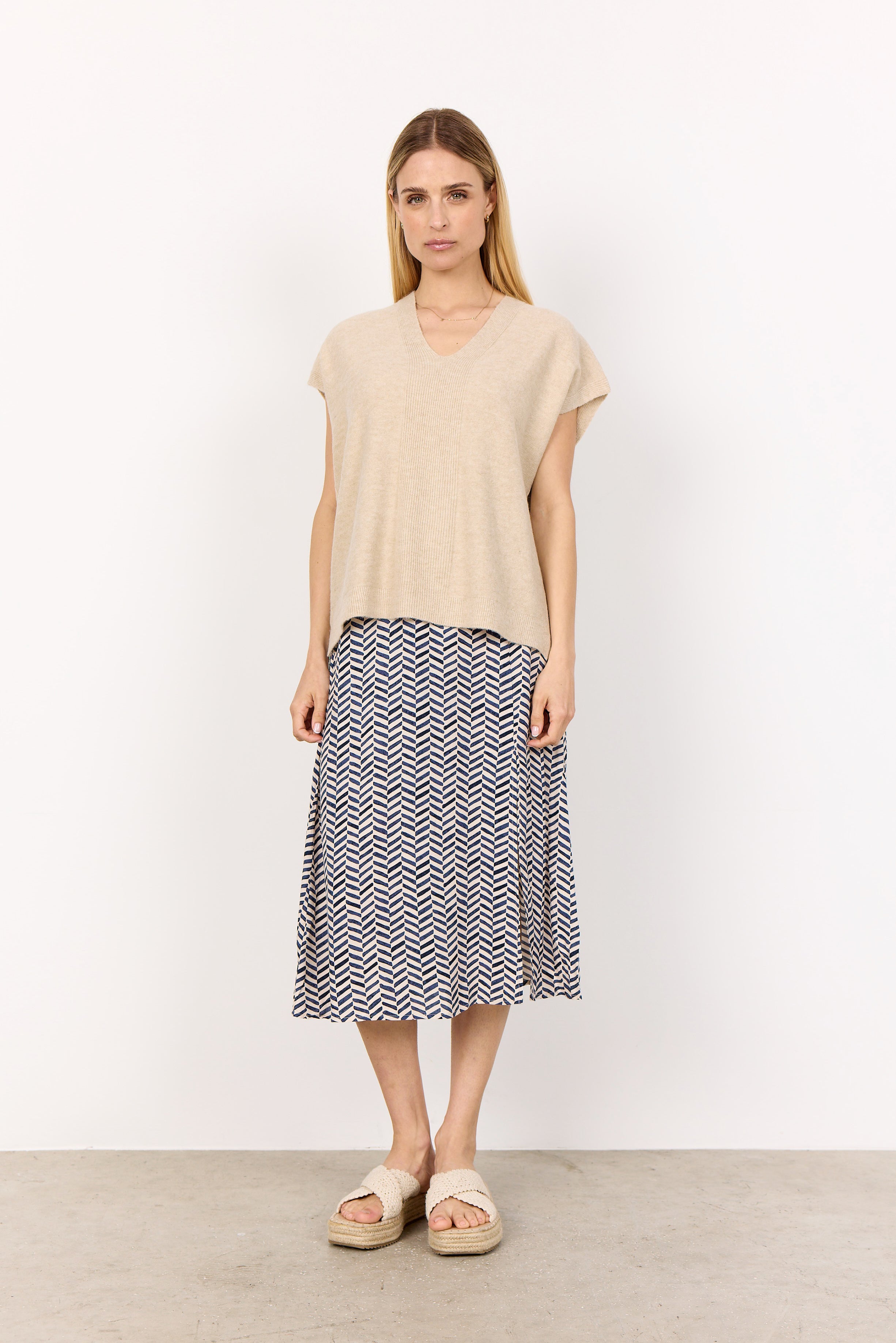 Serine Short Sleeved Pullover - Sand