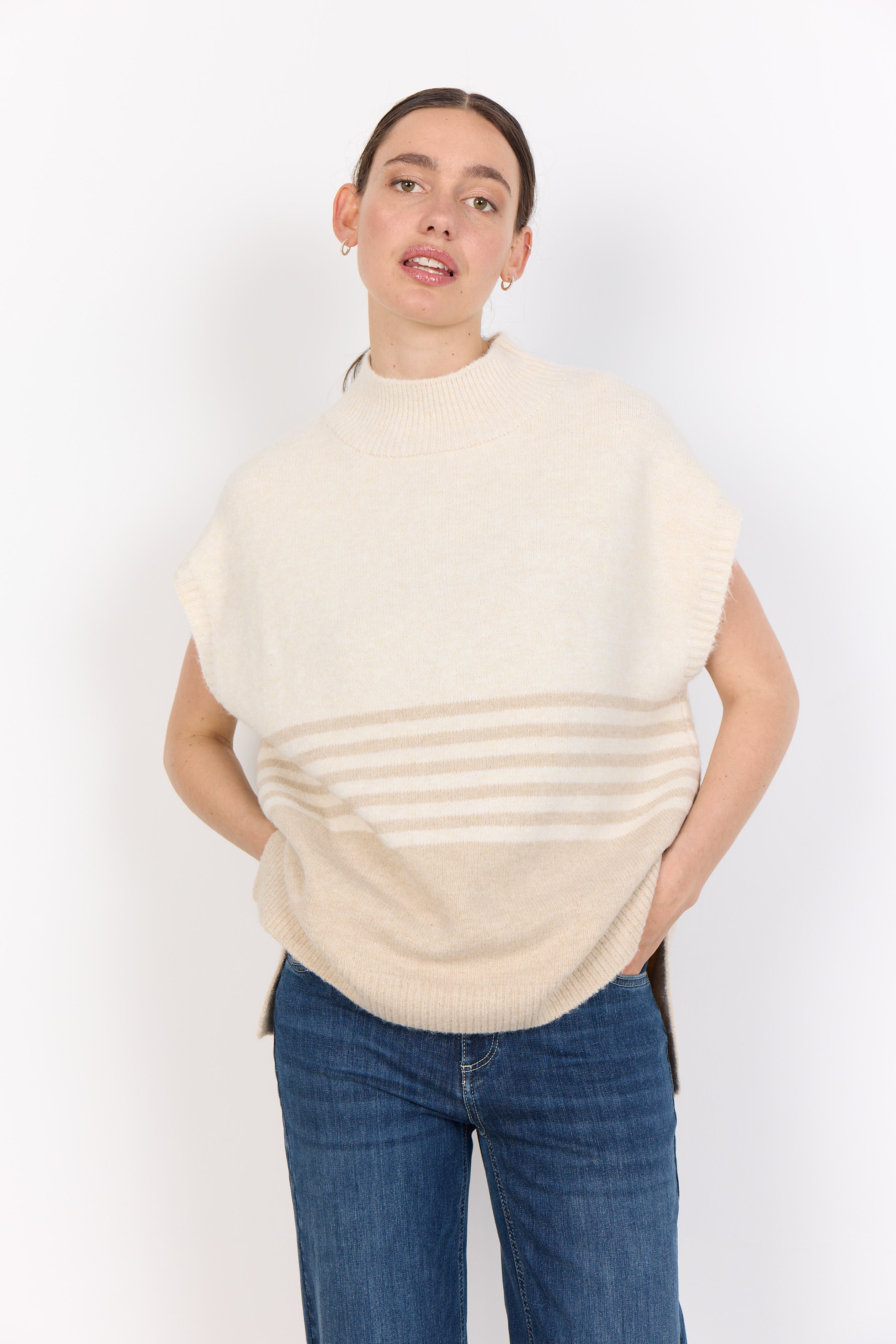Selvi Short Sleeved Knitted Pullover - Sand