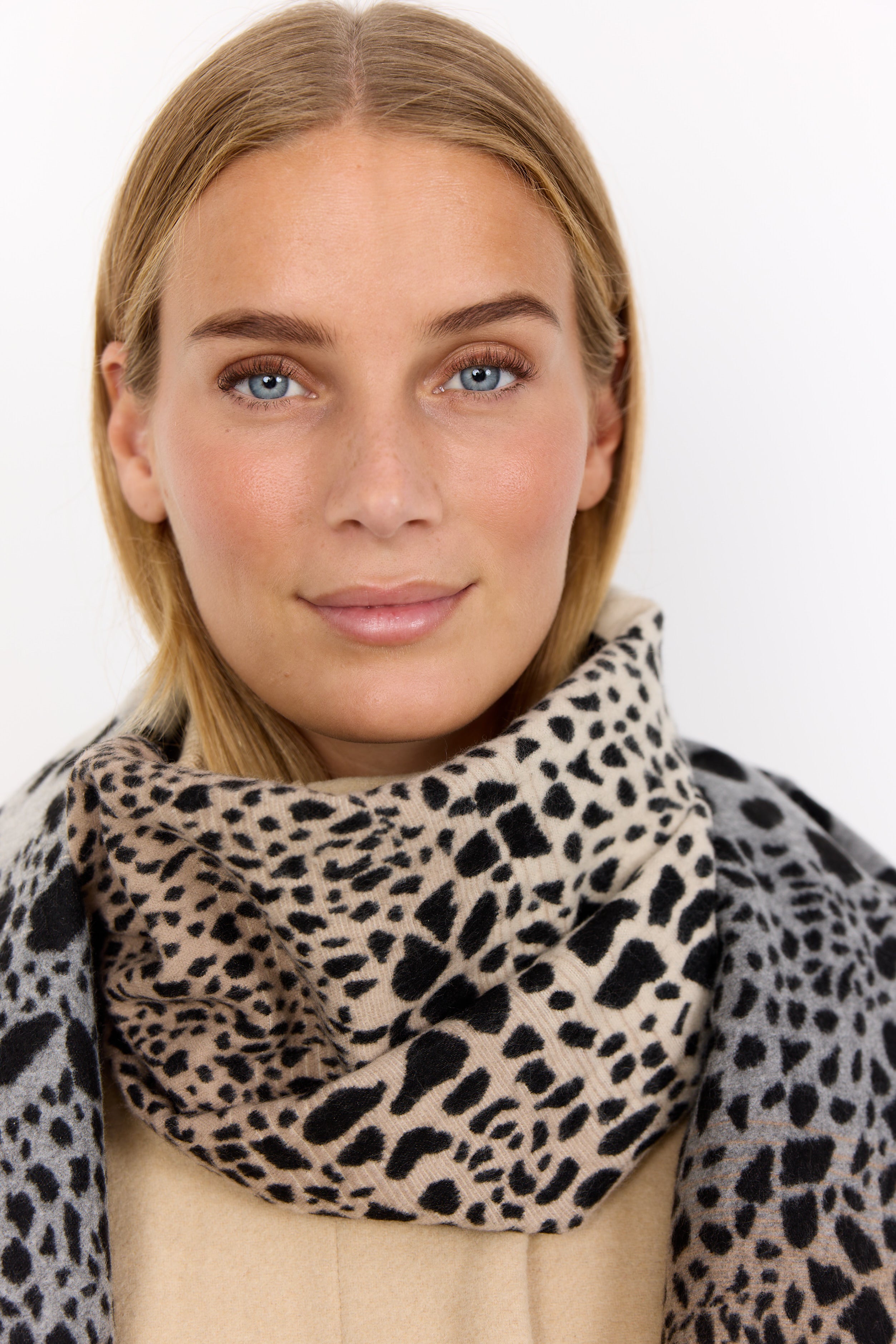 Voisa Animal Print Scarf - Multi