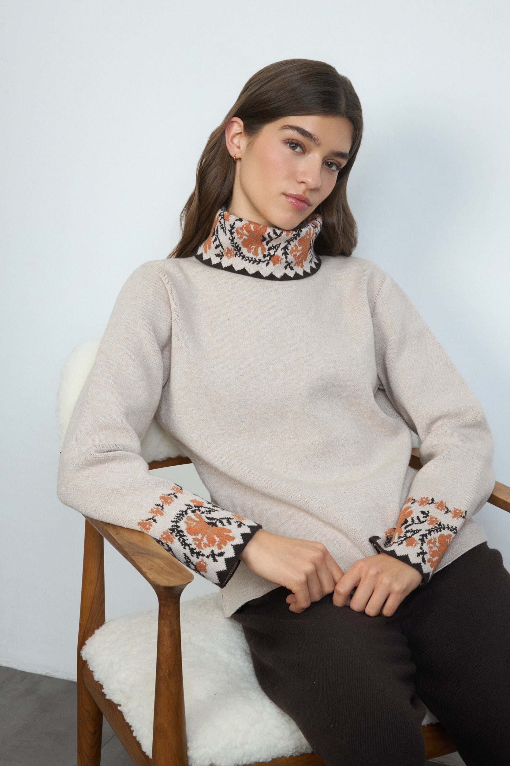 Arco Roll Neck Jumper - Beige
