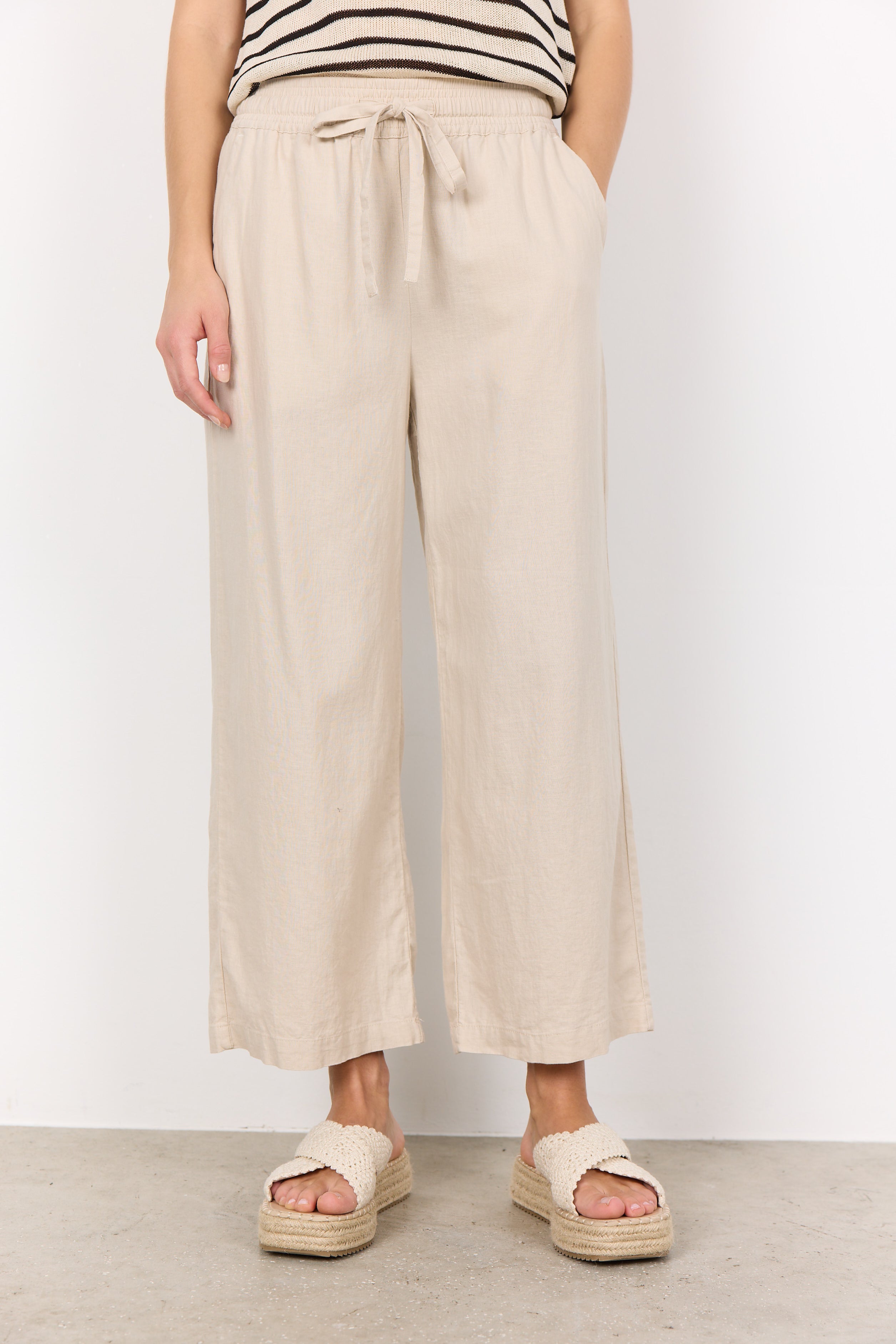 Ina Trousers in Sand