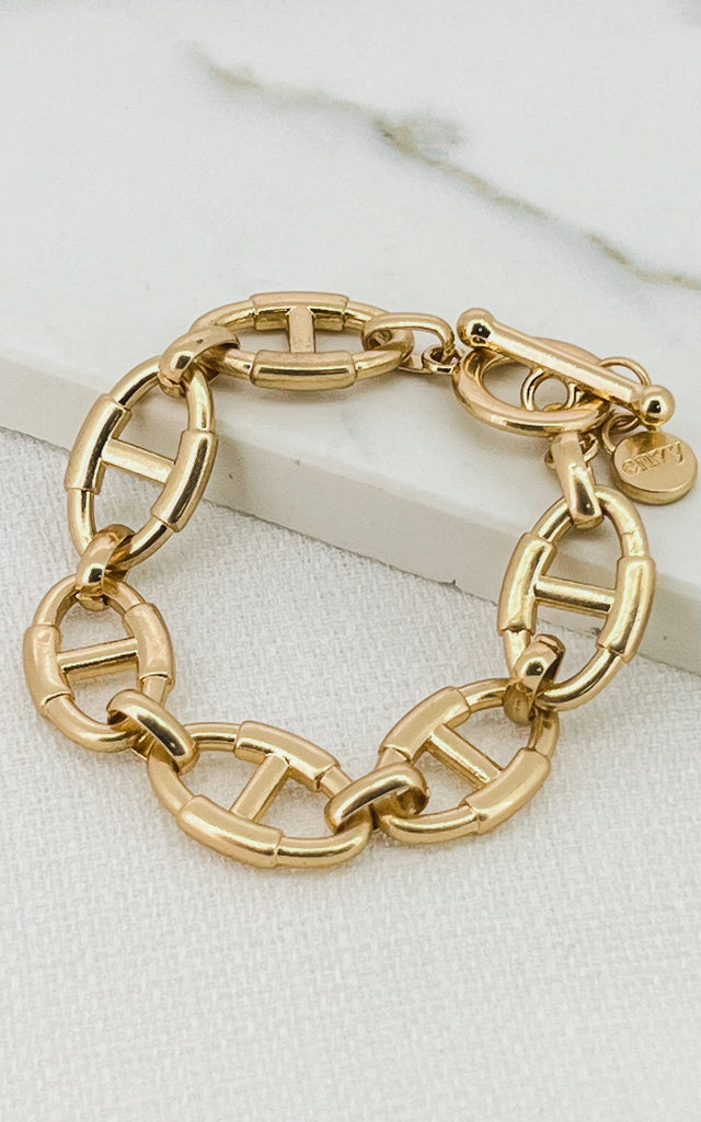 Oval Bracelet in Gold