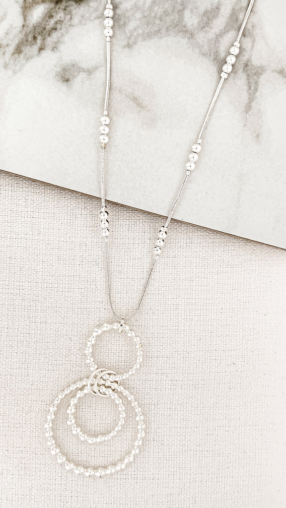 Double Ring Necklace in Silver
