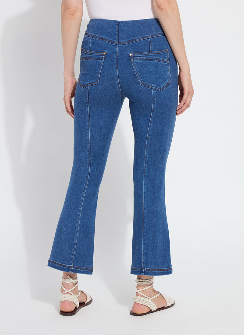 Jade Flared Jeans - Mid Wash