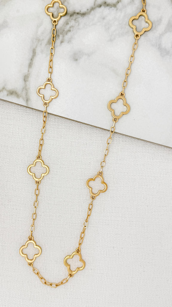 Cut Out Clover Necklace in Gold