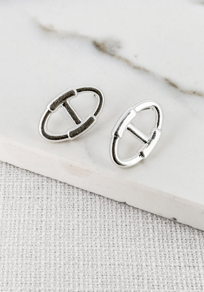 Oval Earrings in Silver