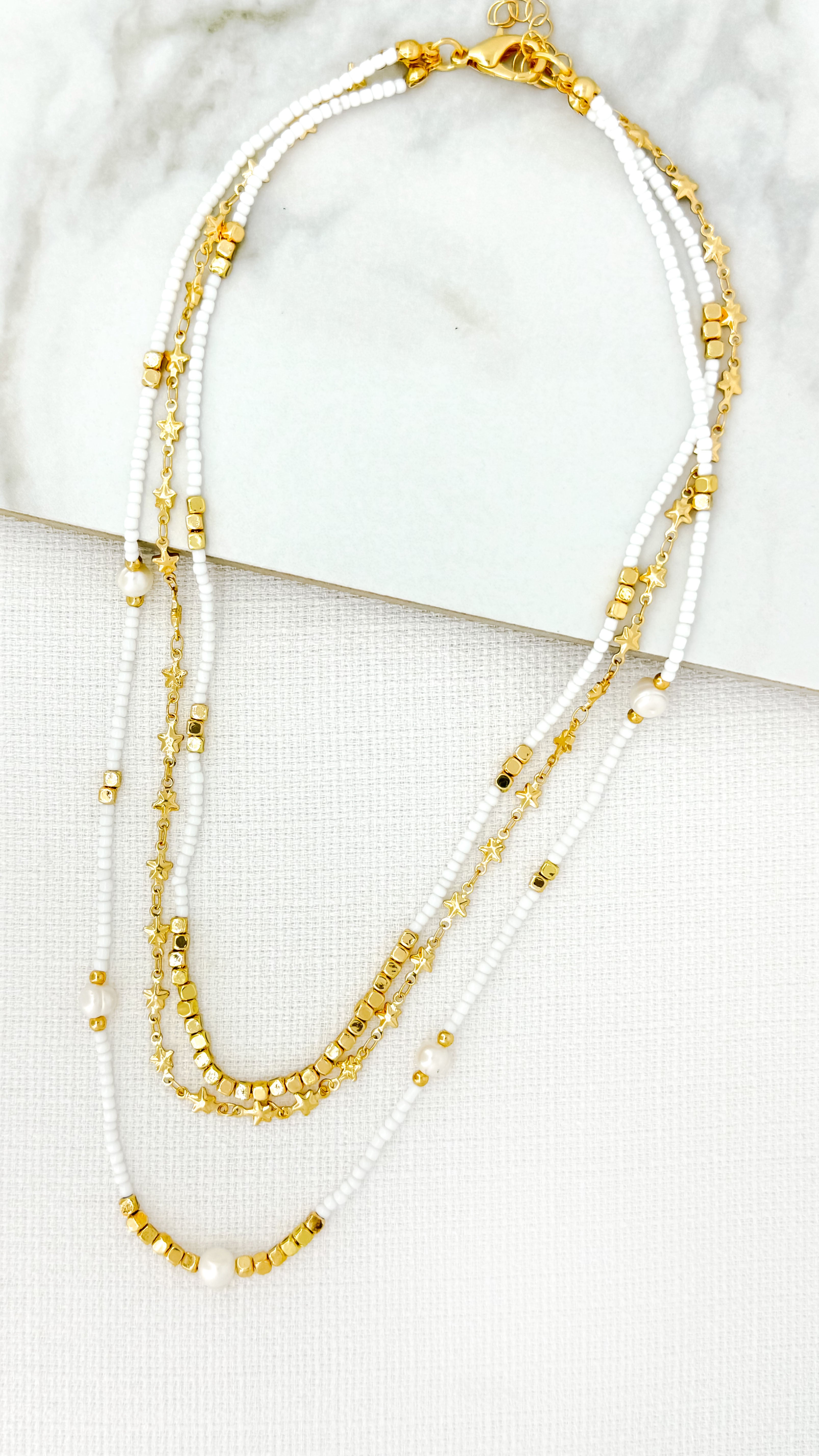 Short Layered Necklace - White/Gold