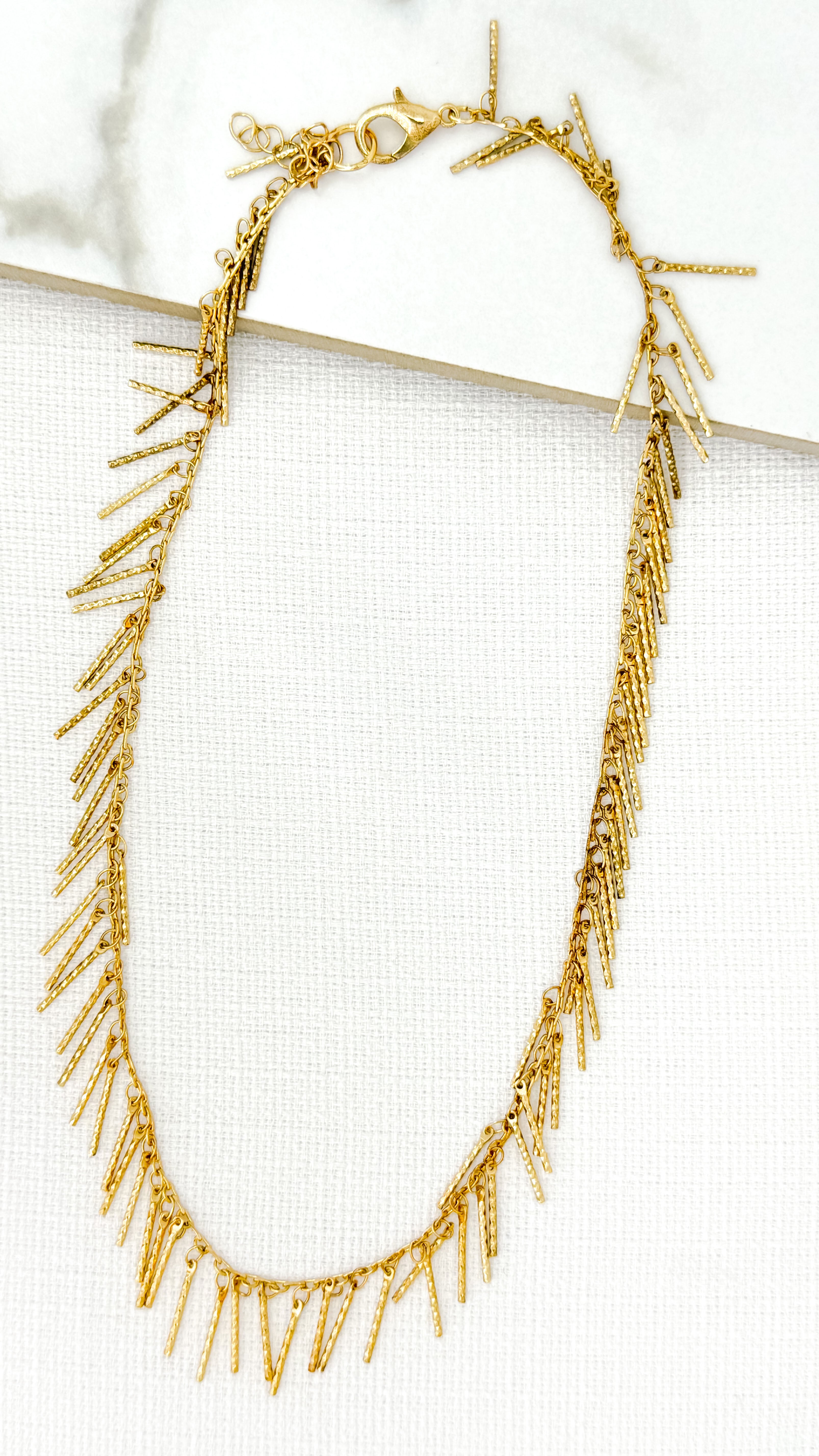 Short Necklace - Gold