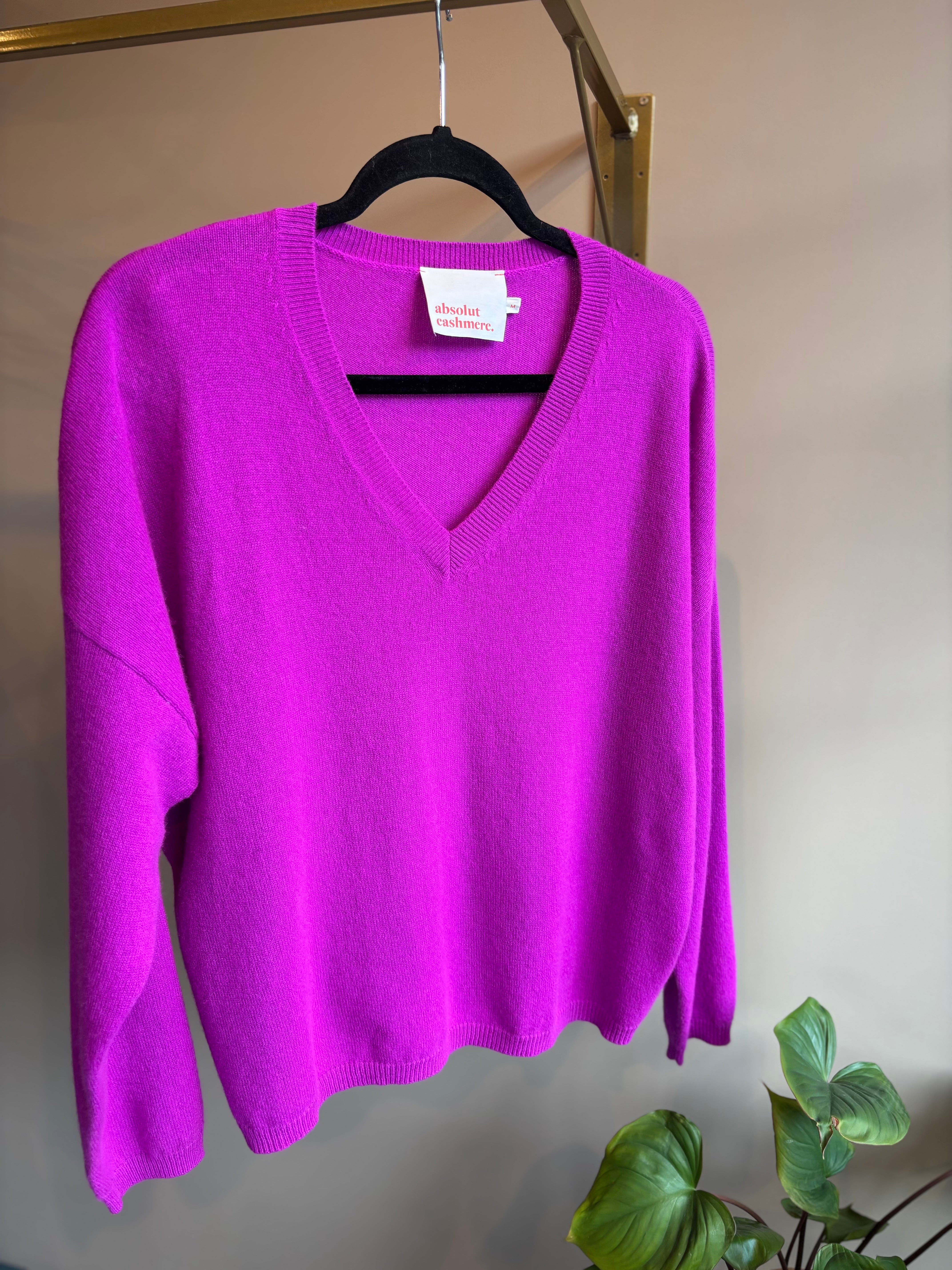 Alicia V-neck Jumper - Purple Neon