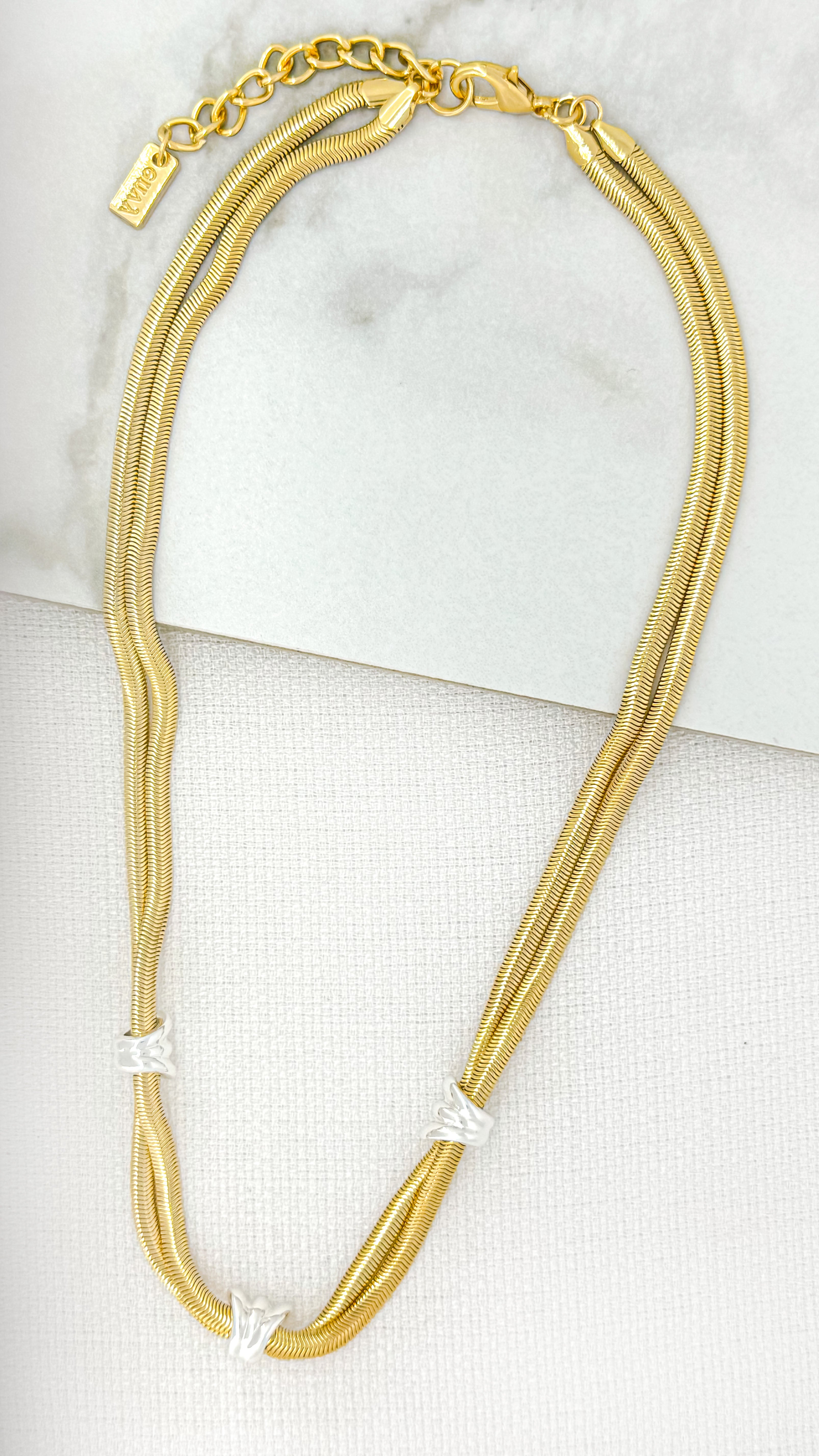 Short Necklace - Gold