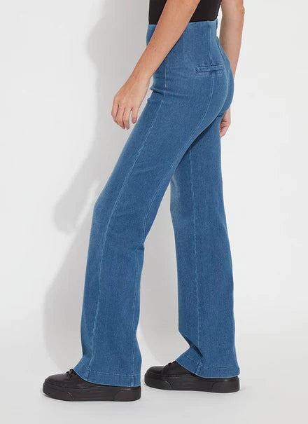 Wide Leg Pull on Jean in Mid Wash