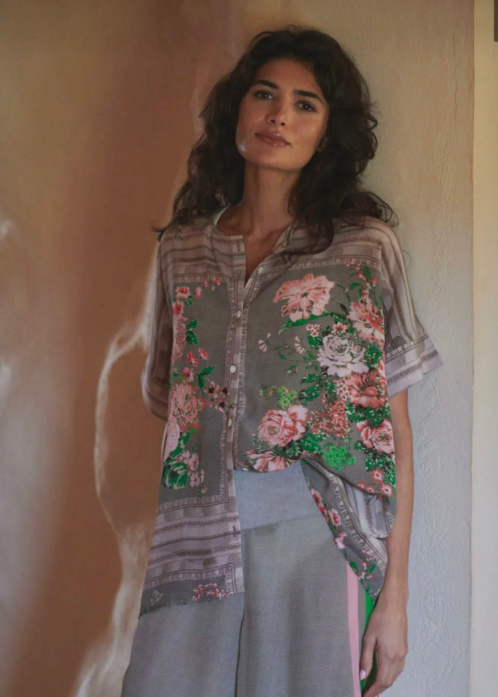 Neon Rose Tea Blouse - Taupe