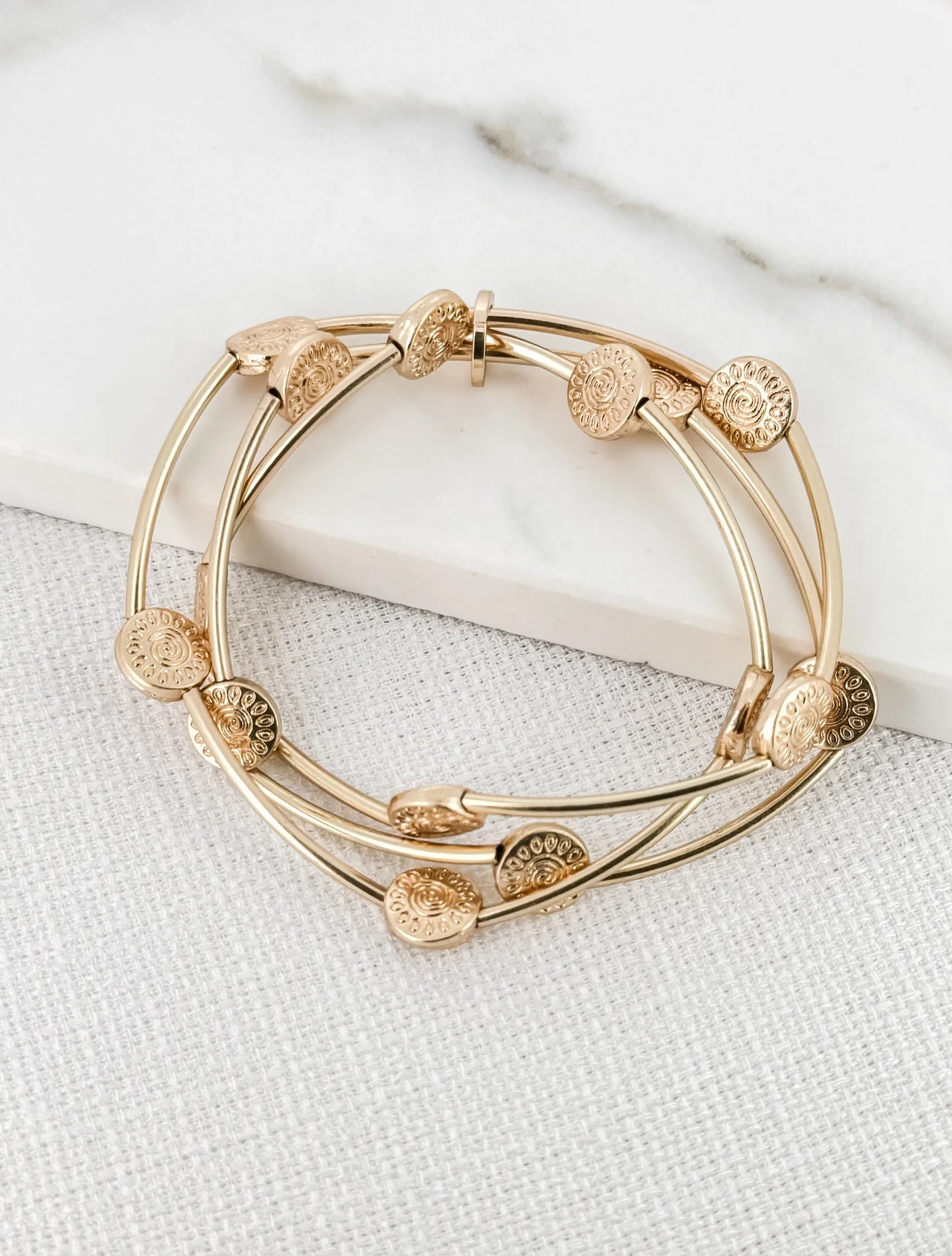 Stretch Circle Detail Bracelet in Gold