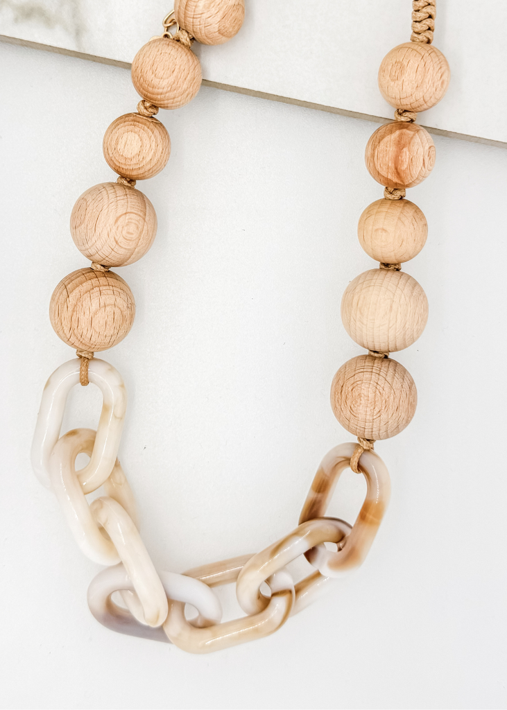 Wooden Chain Link Necklace in Marble