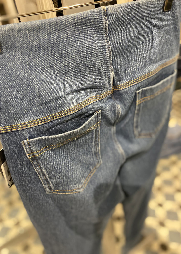 Pocket Detail Legging in Mid Wash Denim No